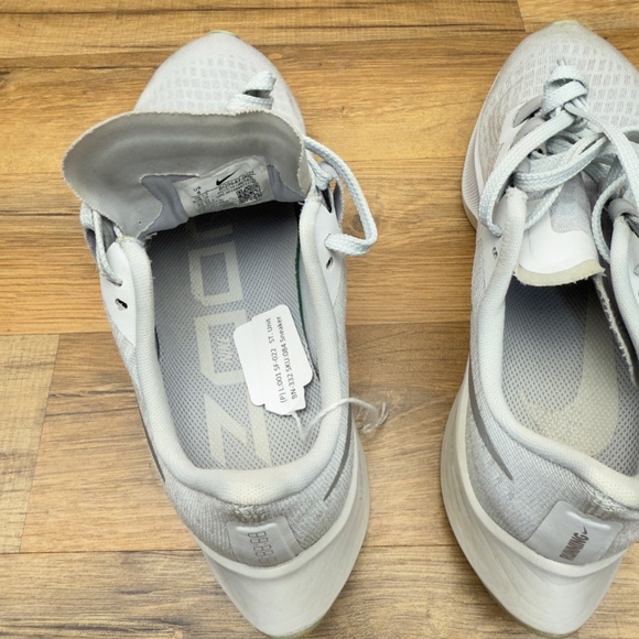 Nike Air Zoom Pegasus 37 Womens 8 Running Shoes Athletic Sneakers BQ9647-009 - Picture 8 of 9